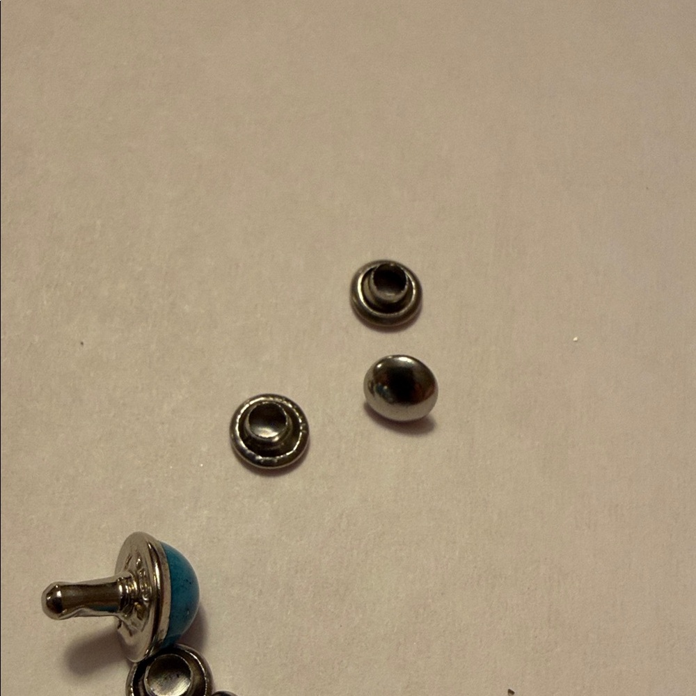 Round Turquoise Studs replacement VALENTINO like❤️ - Picture 9 of 10